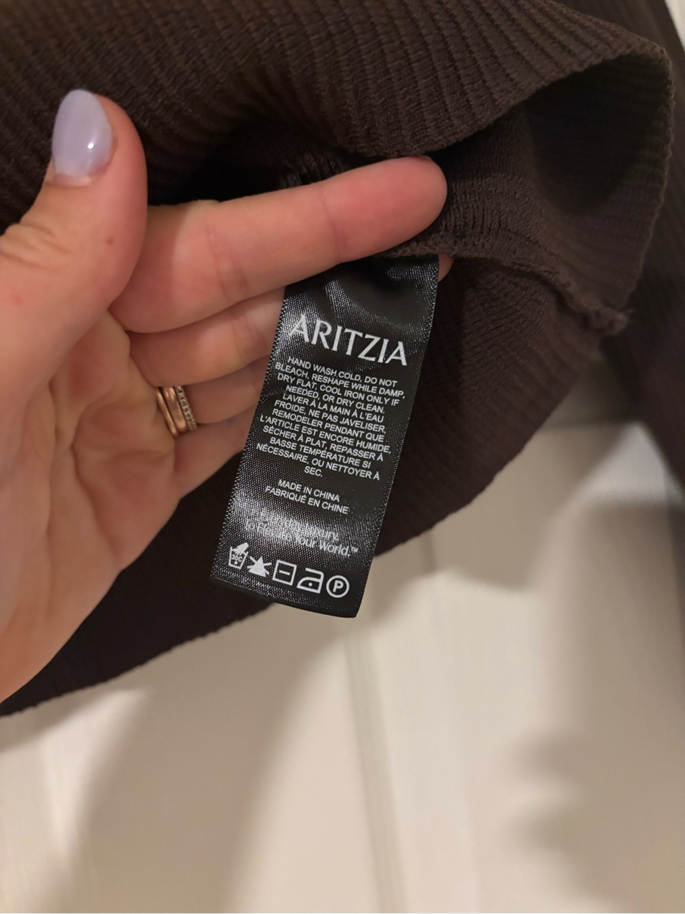 Babaton Aritzia Sculpt Knit Sweetheart Size M - Picture 6 of 8